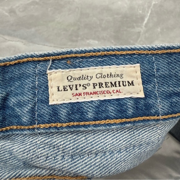 Women’s Levi’s 501 Distressed Ripped Button Fly Jean Shorts 100% Cotton Size 27 - Picture 11 of 16